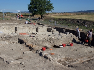 workers in the trench